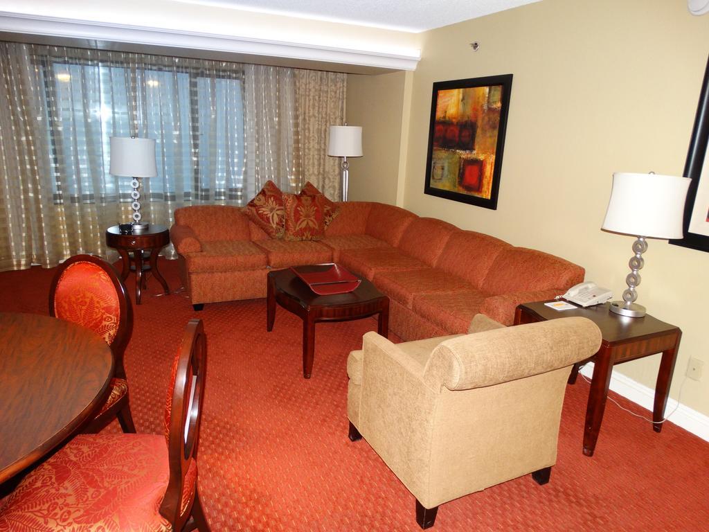 Suites At Jockey Club Las Vegas Exterior photo